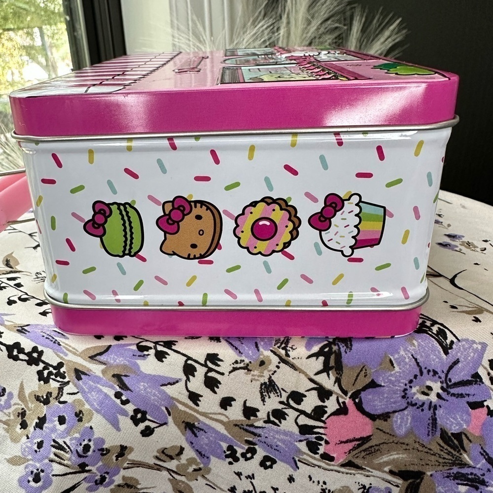 Hello Kitty Lunchbox - Picture 6 of 7